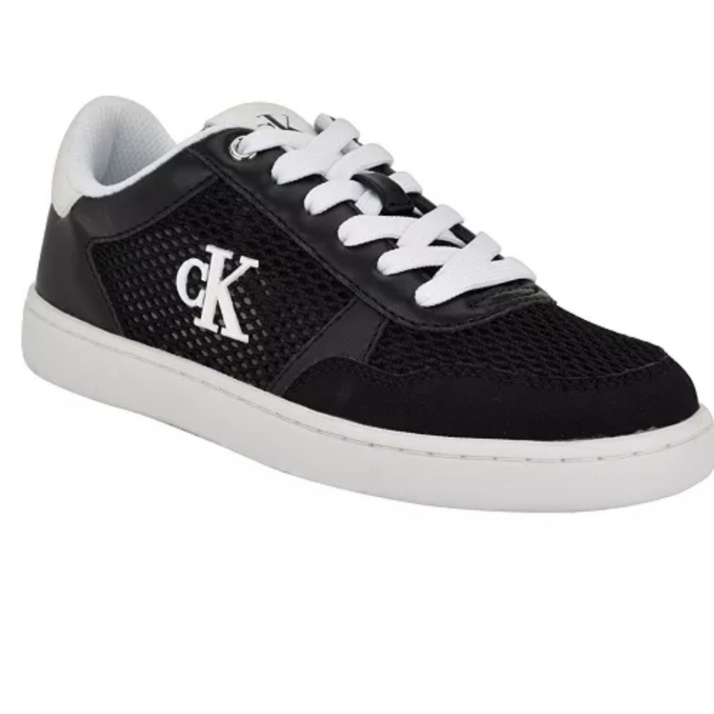 Calvin Klein Heyra sneakers black and white Size 7.5, in original box